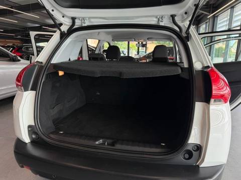 2016 Peugeot 2008 — sličica 25