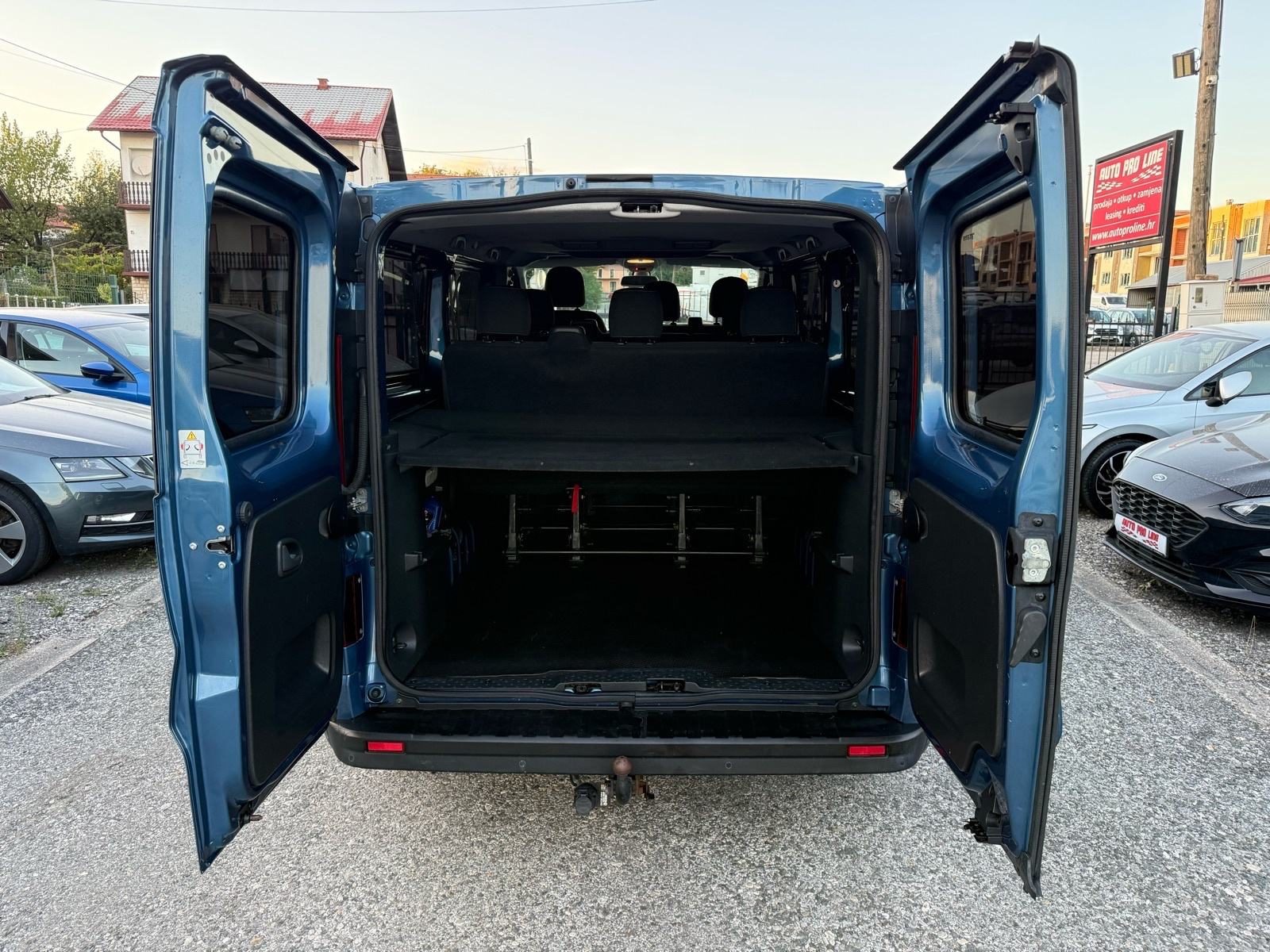 2015 Opel Vivaro — fotografija 23