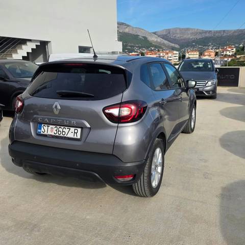 2019 Renault Captur — sličica 3