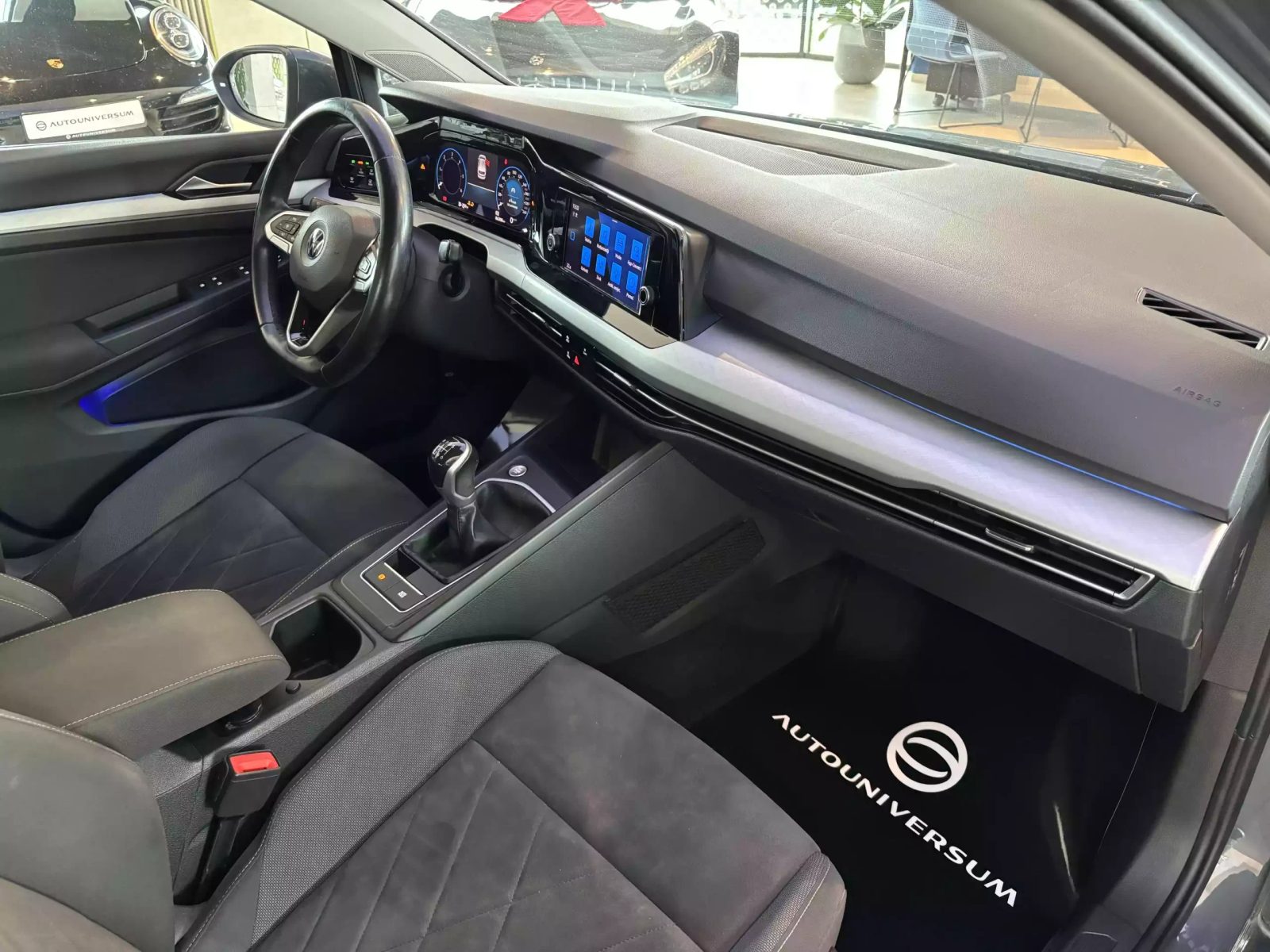 2020 Volkswagen Golf — fotografija 18