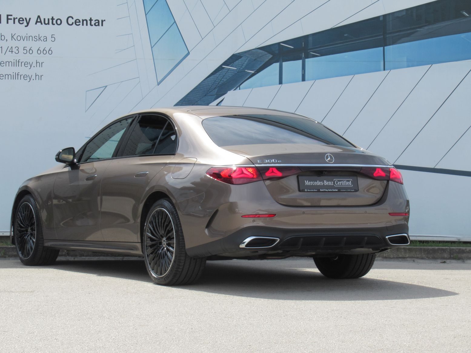 2025 Mercedes-Benz E-klasa AMG Line — fotografija 8