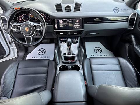 2018 Porsche Cayenne — sličica 12