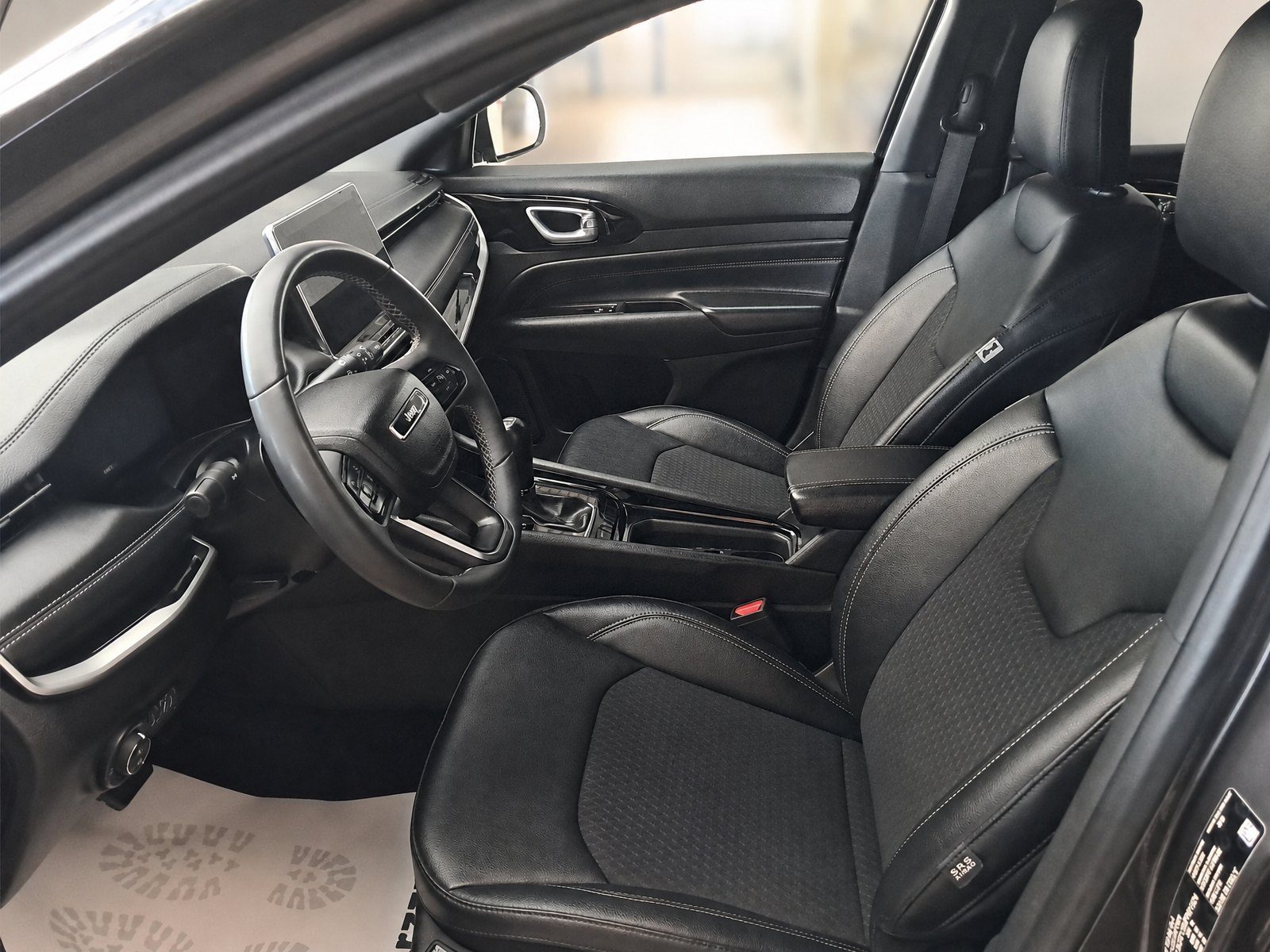 2022 Jeep Compass — fotografija 13