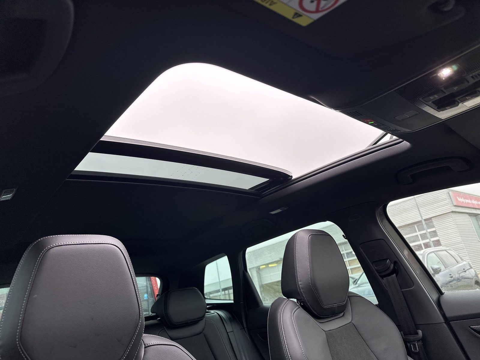 2025 Škoda Karoq — fotografija 21