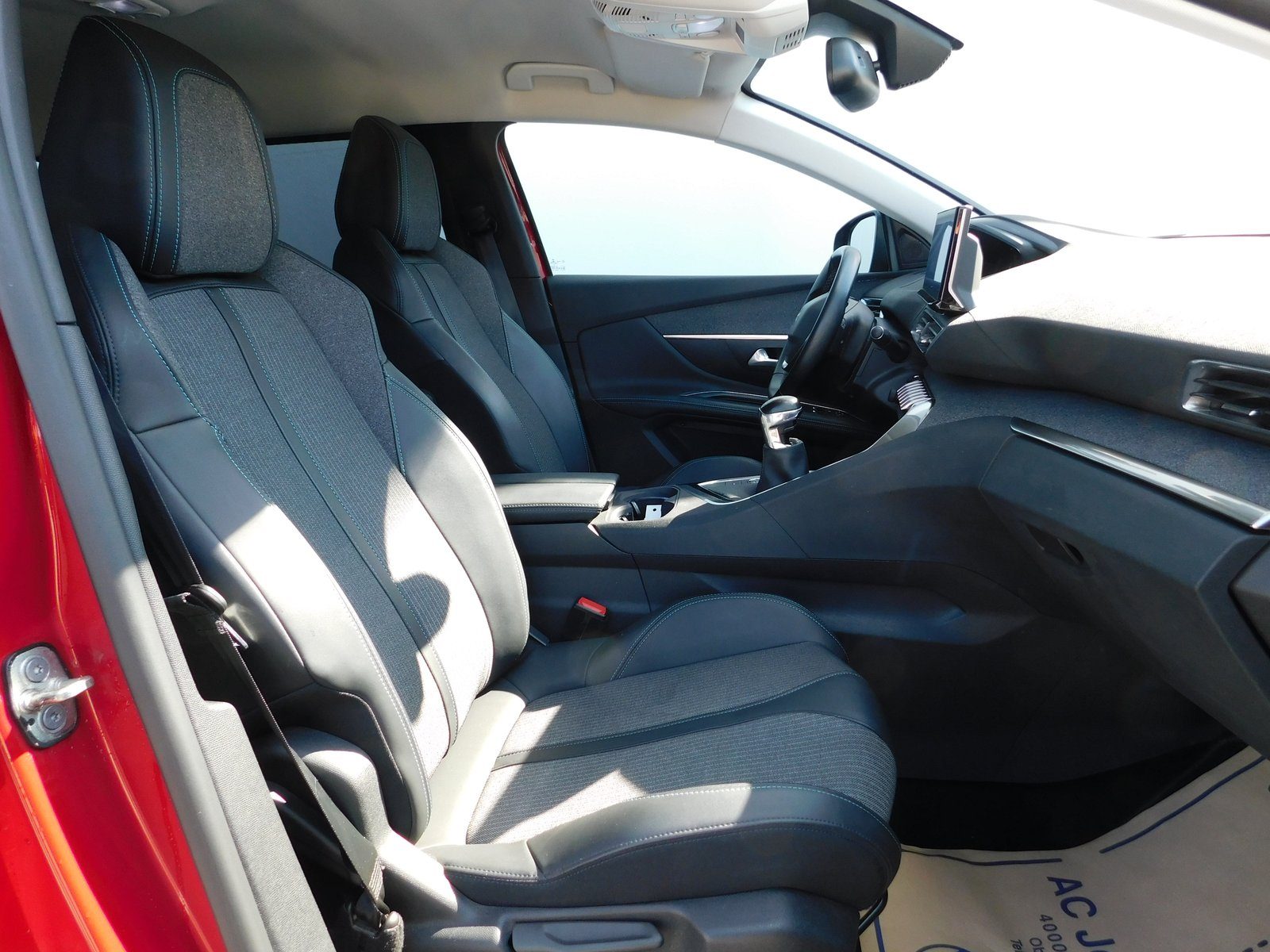2021 Peugeot 5008 — fotografija 12
