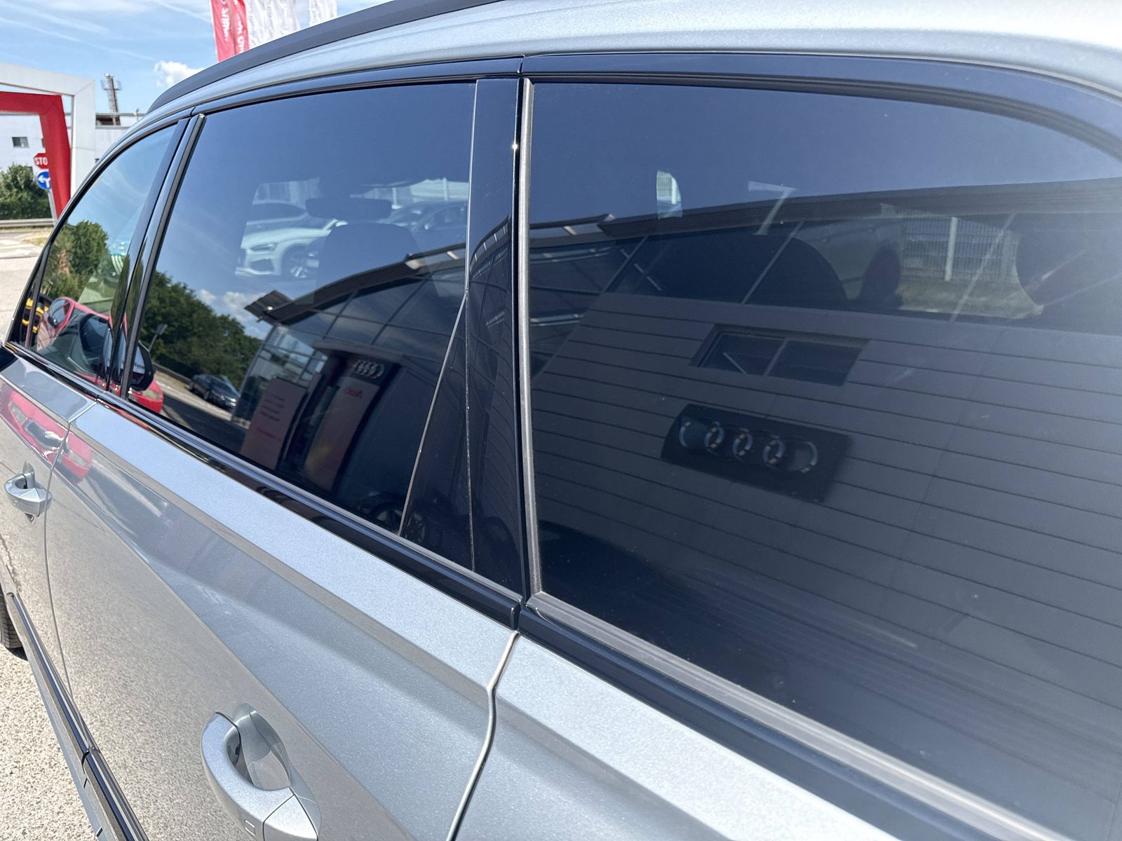 2025 Audi Q7 — fotografija 17