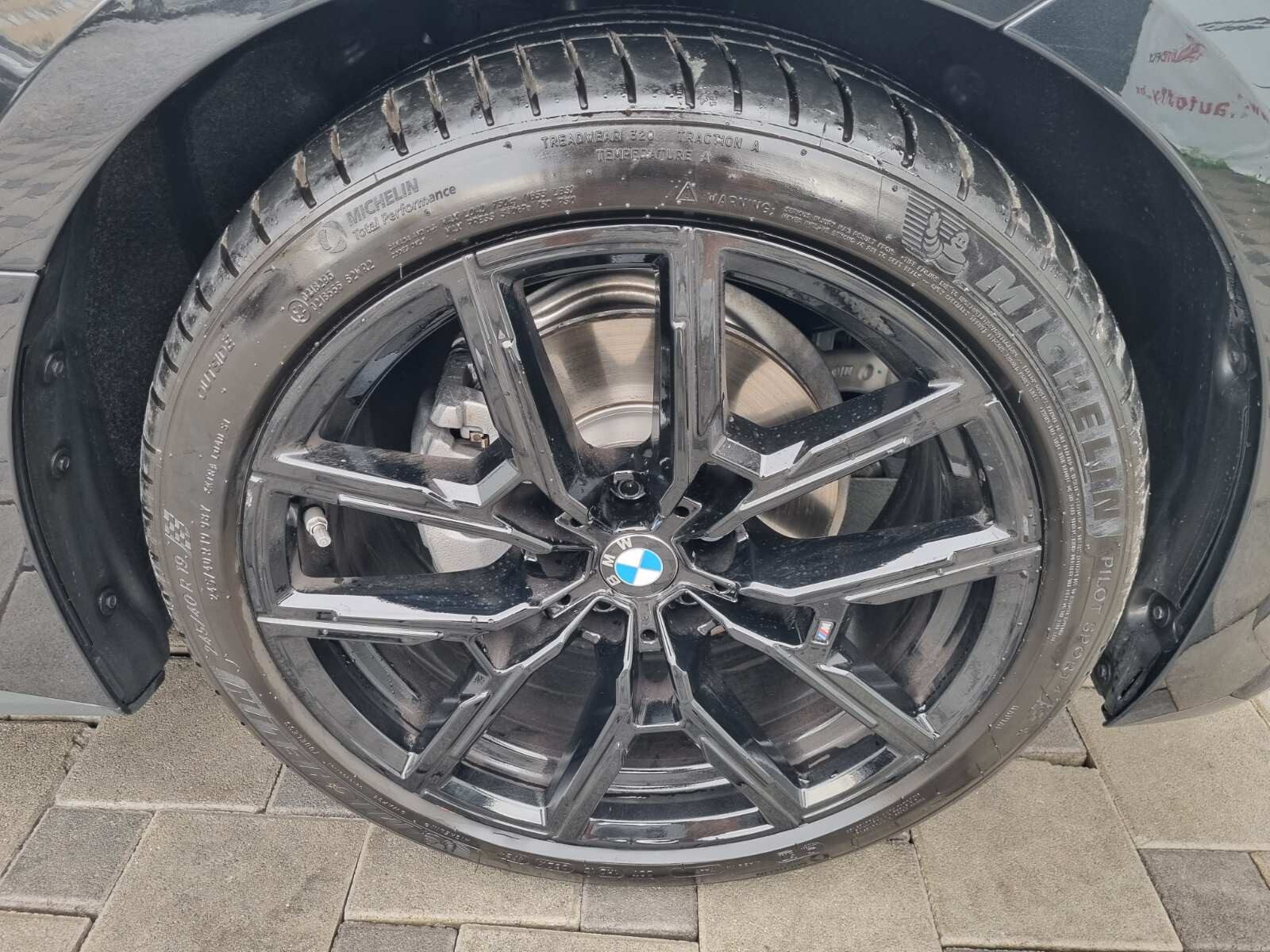 2025 BMW Serija 4 M Sport — fotografija 30