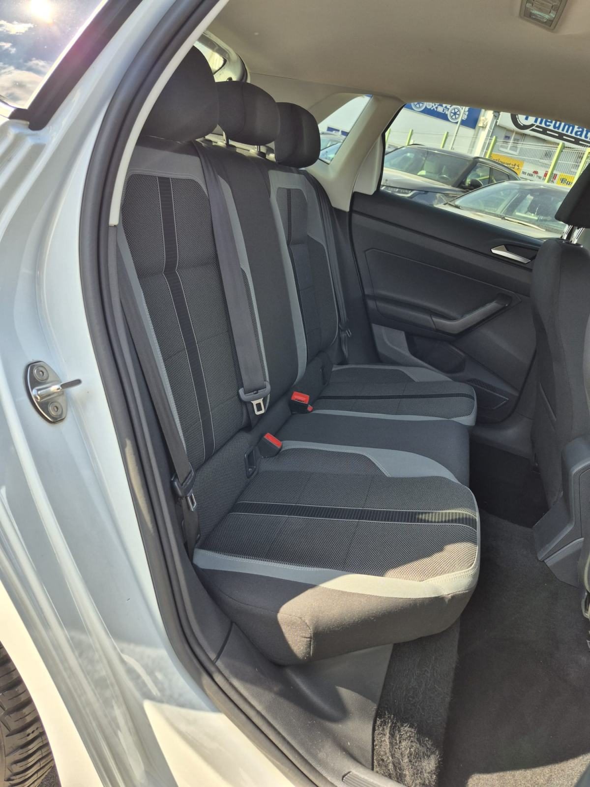 Volkswagen Polo — fotografija 24