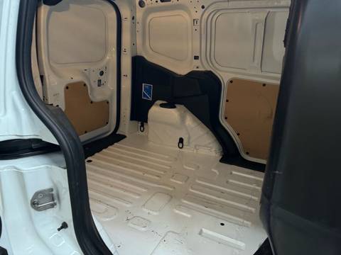 2023 Ford Transit — sličica 13