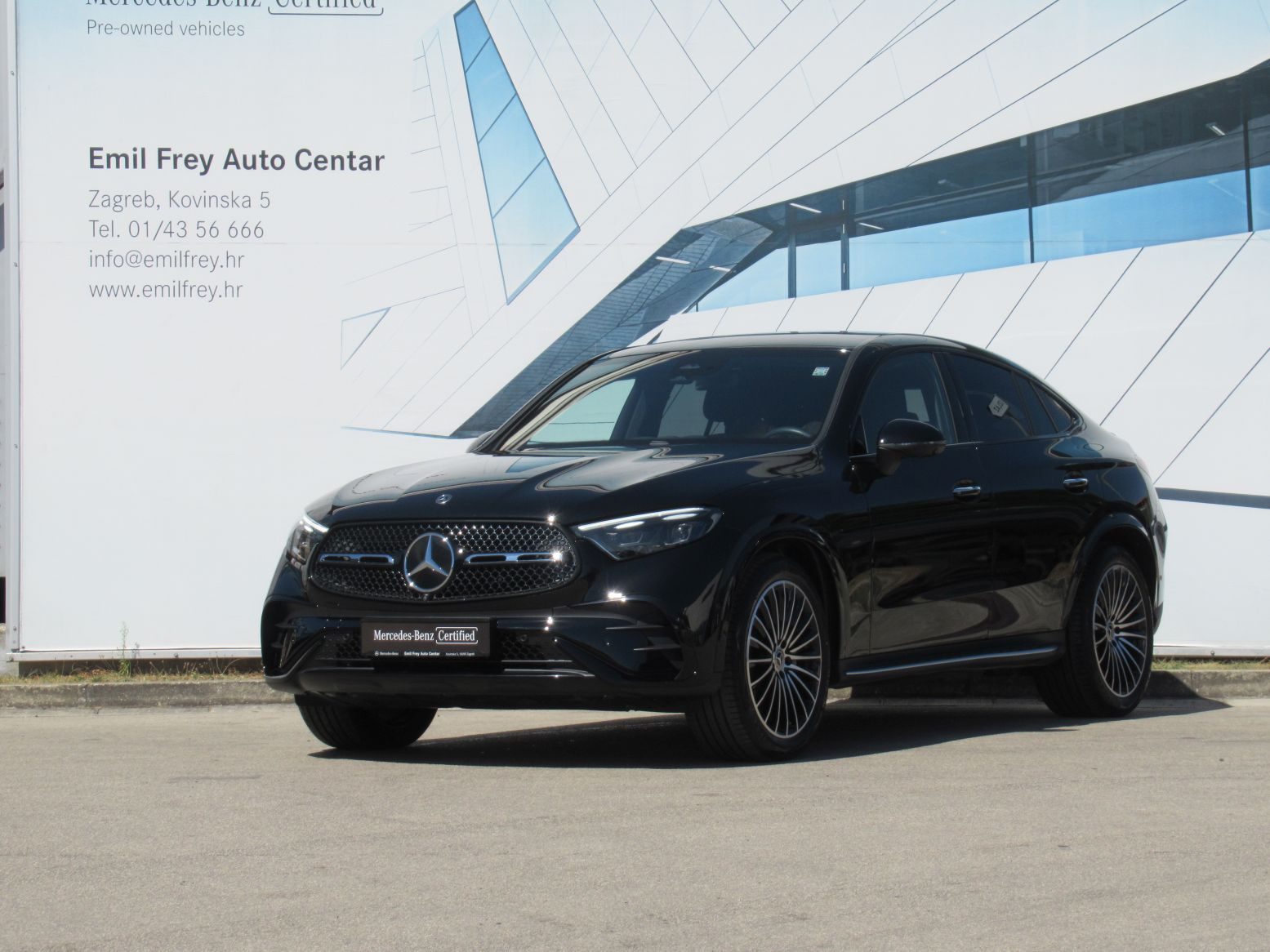 2025 Mercedes-Benz GLC — fotografija 3