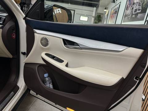2019 Infiniti QX50 — sličica 18