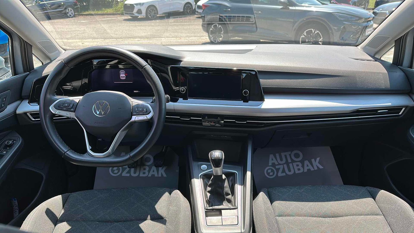 2024 Volkswagen Golf — fotografija 11