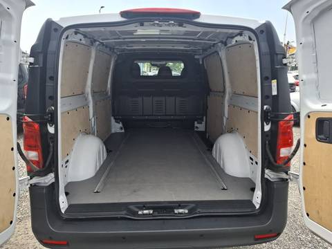 2024 Mercedes-Benz Vito — sličica 8