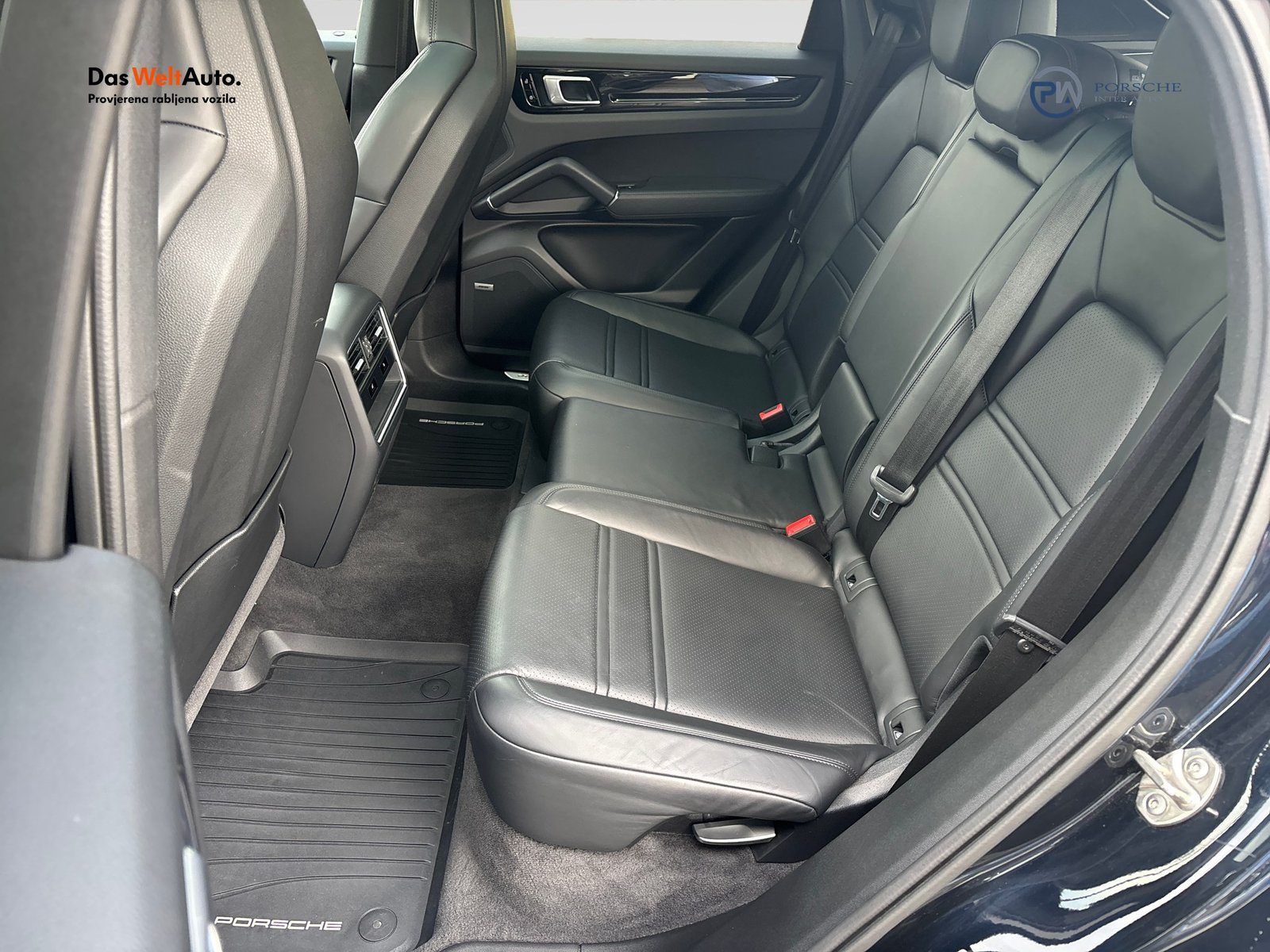 2021 Porsche Cayenne — fotografija 12