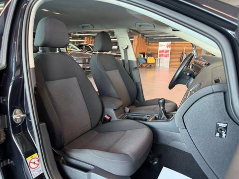2013 Volkswagen Golf — sličica 23