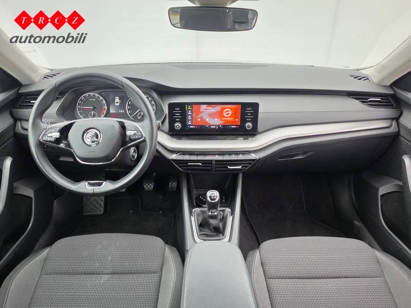 2022 Škoda Octavia — fotografija 8