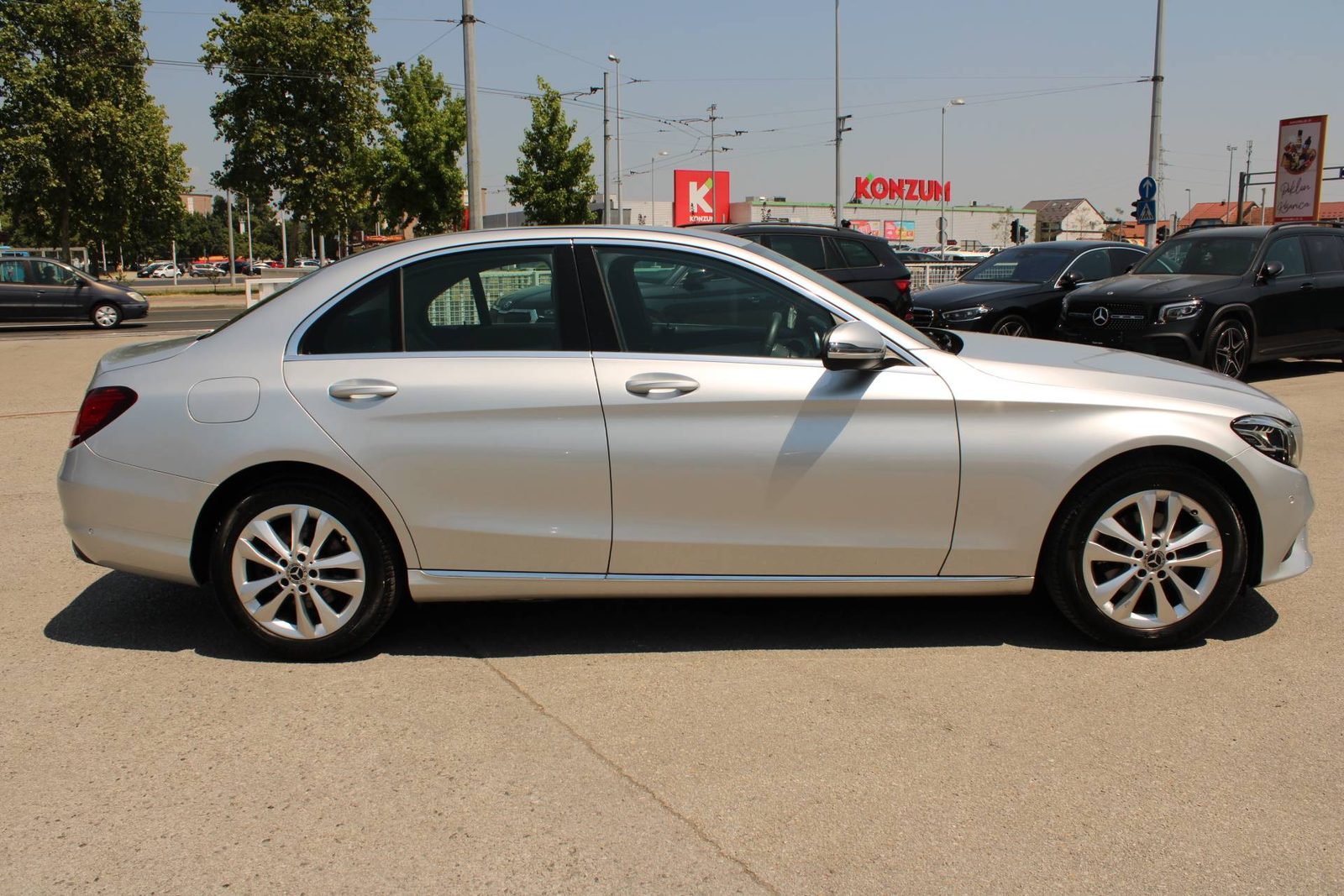 2019 Mercedes-Benz C-klasa — fotografija 4