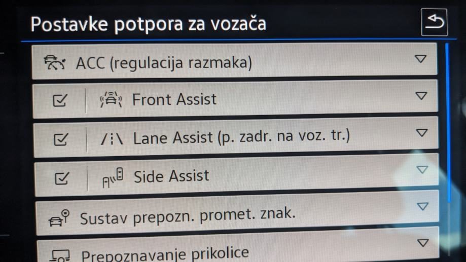 2023 Volkswagen Passat — fotografija 19
