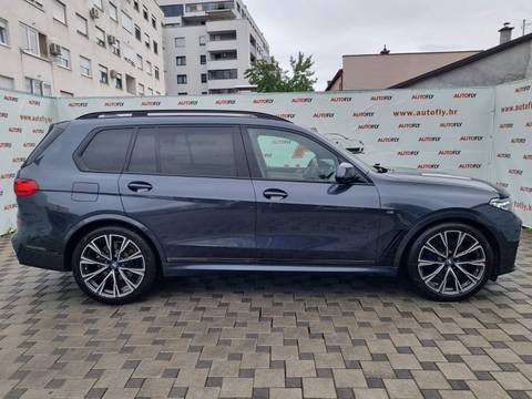 2020 BMW X7 — sličica 5