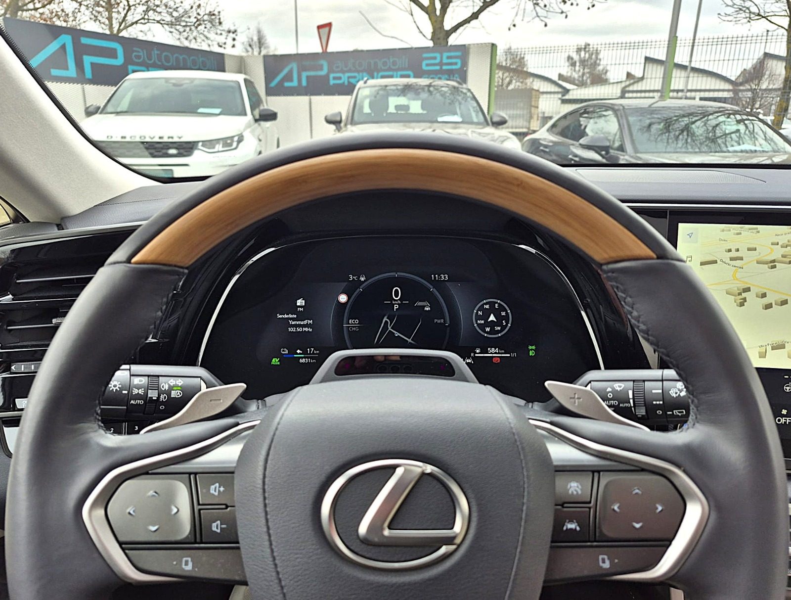 2025 Lexus RX 450h — fotografija 14