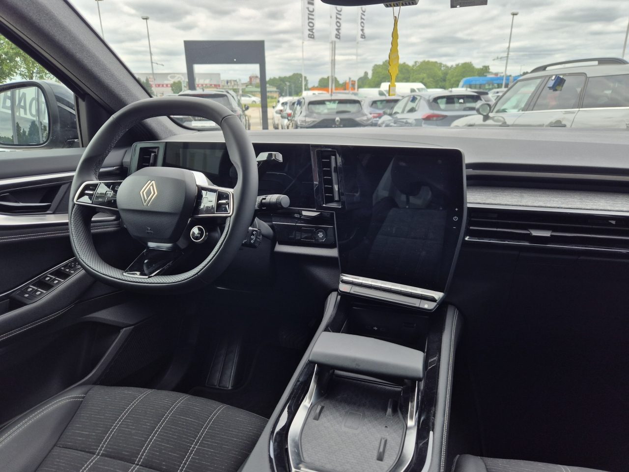 2025 Renault Austral — fotografija 14
