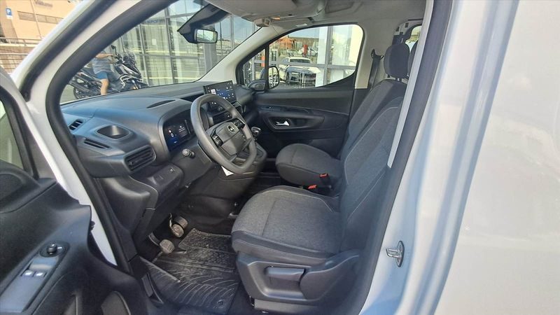 2025 Opel Combo — fotografija 8