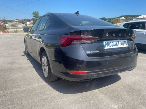 2022 Škoda Octavia — sličica 3