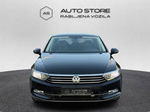 2017 Volkswagen Passat Highline — sličica 15