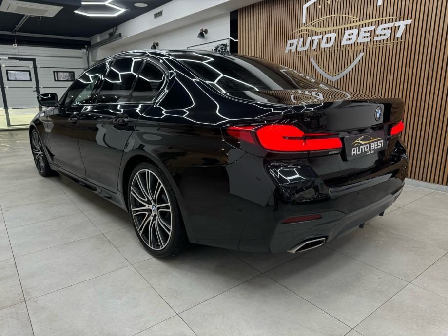 2021 BMW Serija 5 — fotografija 4