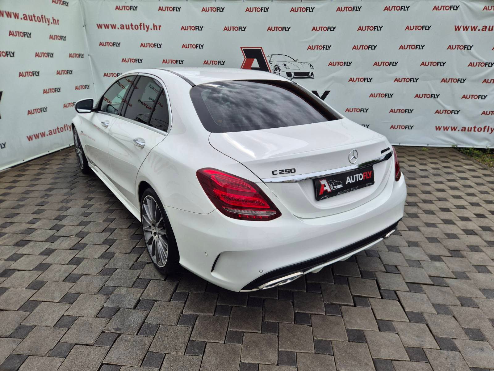 2015 Mercedes-Benz C-klasa — fotografija 6