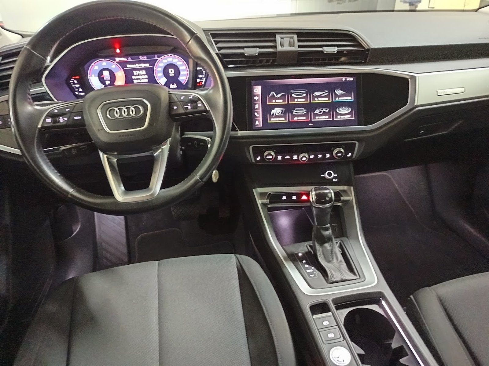 2019 Audi Q3 — fotografija 8