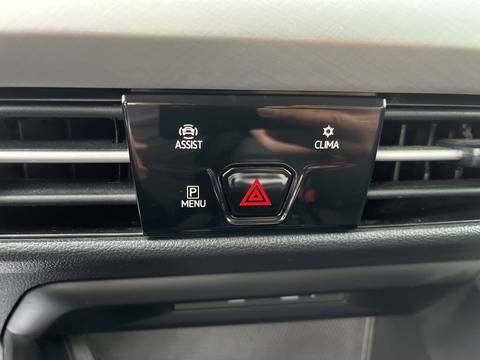 2024 Volkswagen Golf — sličica 20