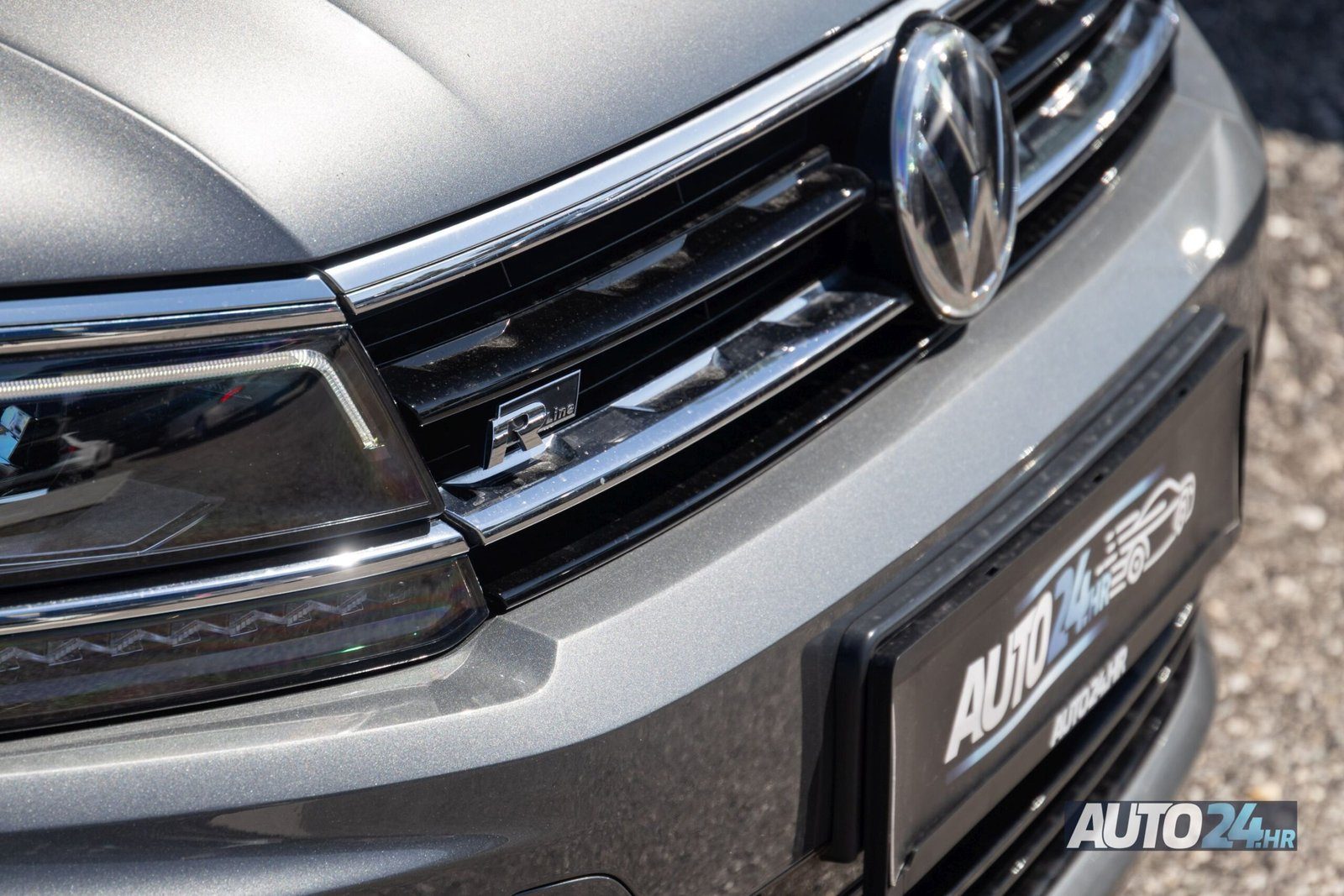 2020 Volkswagen Tiguan R-Line — fotografija 13