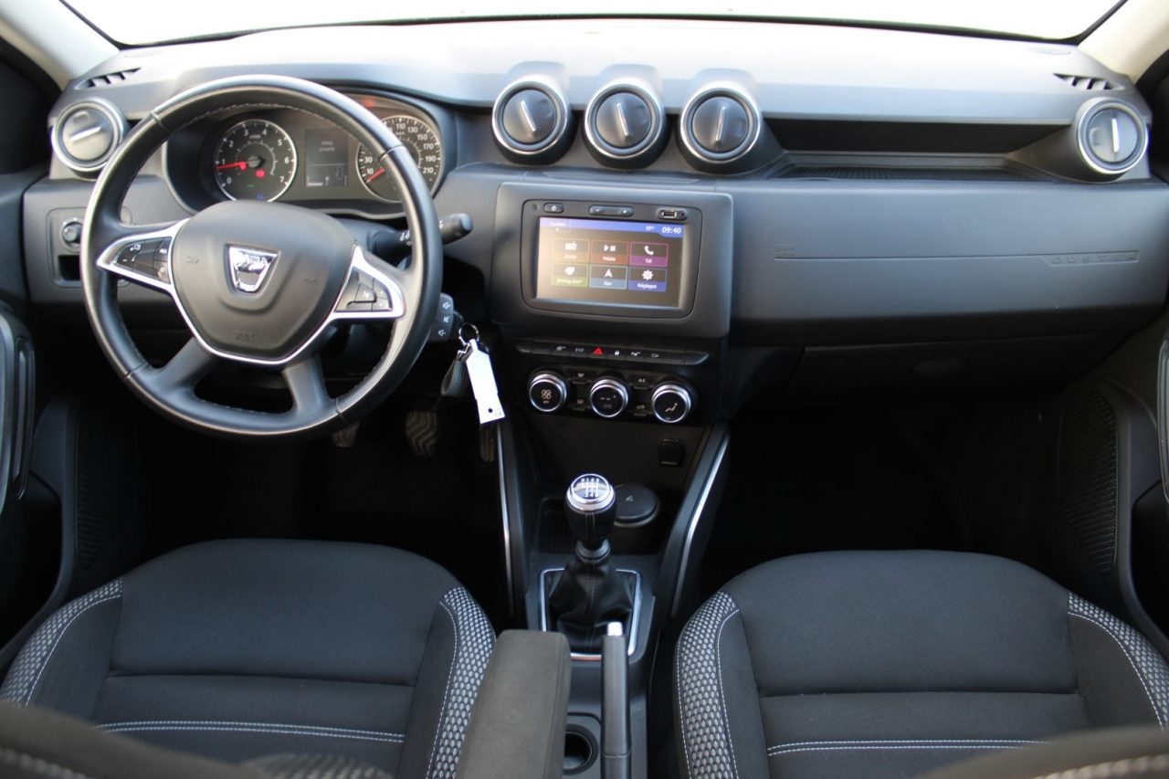 2019 Dacia Duster — fotografija 12