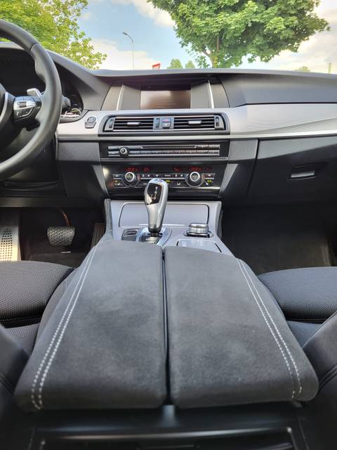 2015 BMW Serija 5 — sličica 14