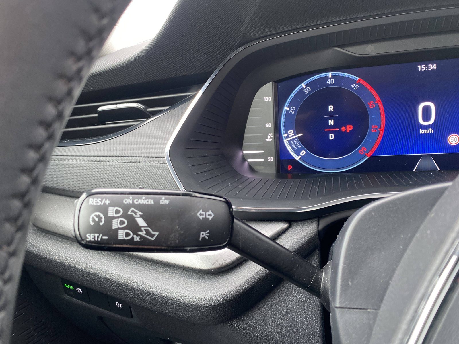 2023 Škoda Octavia Combi — fotografija 21