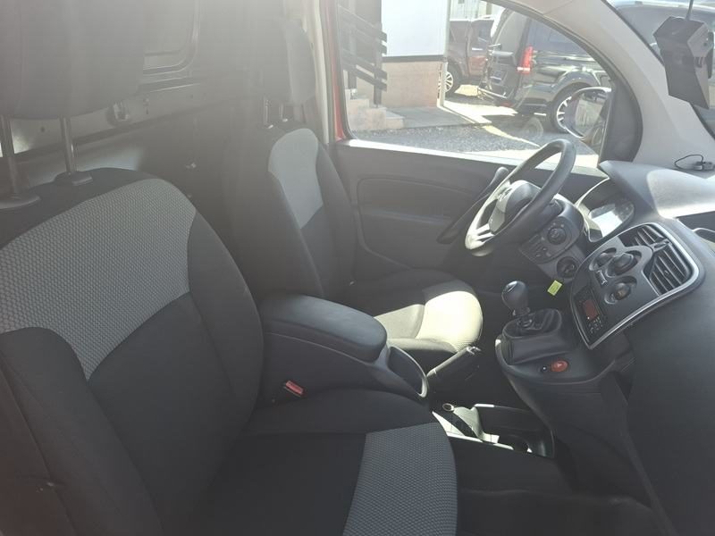 2020 Renault Kangoo — fotografija 14