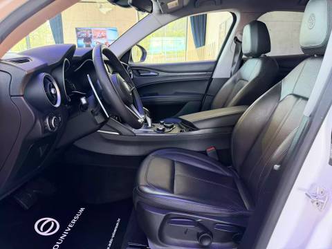 2018 Alfa Romeo Stelvio — sličica 19