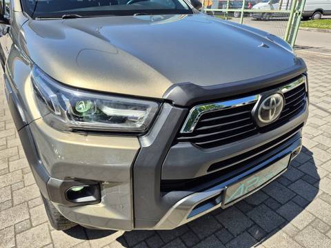 2021 Toyota Hilux — sličica 13