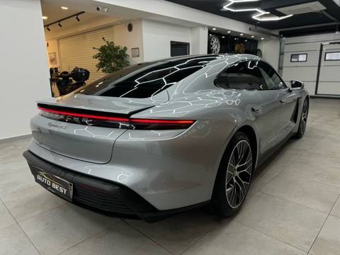 2020 Porsche Taycan — sličica 3