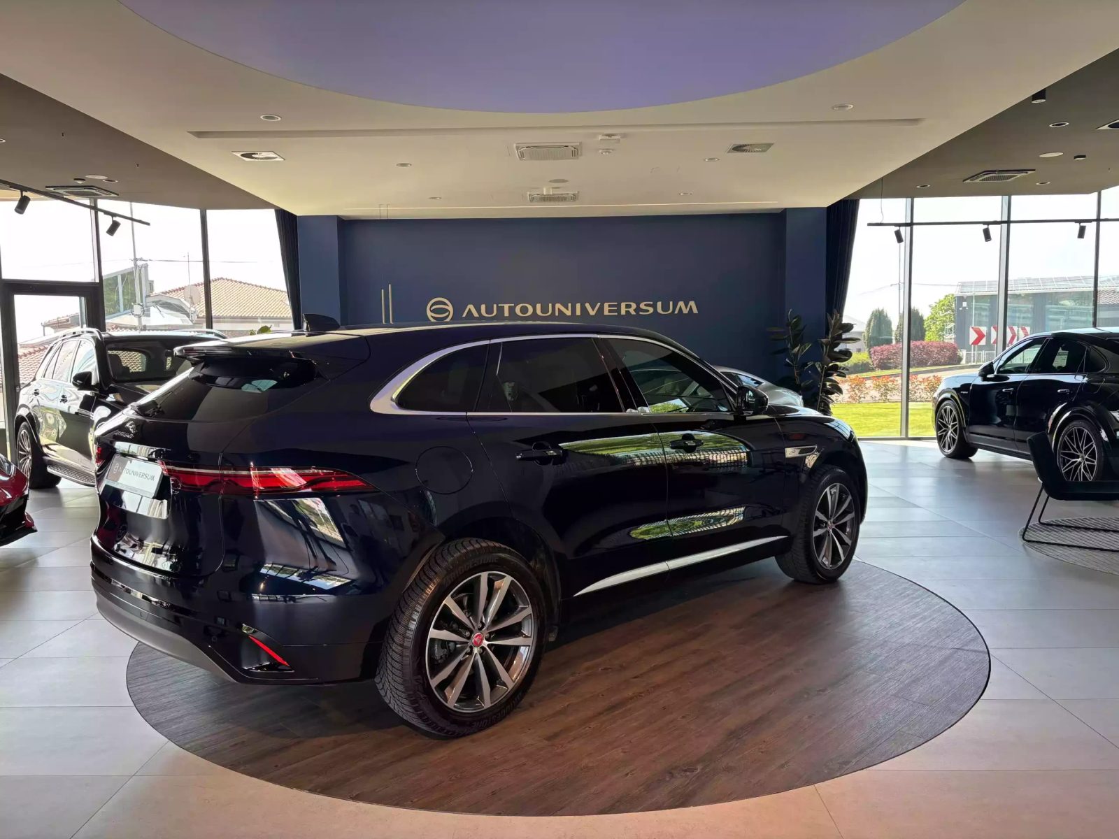 2022 Jaguar F-Pace — fotografija 8