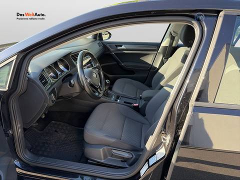 2019 Volkswagen Golf — sličica 9