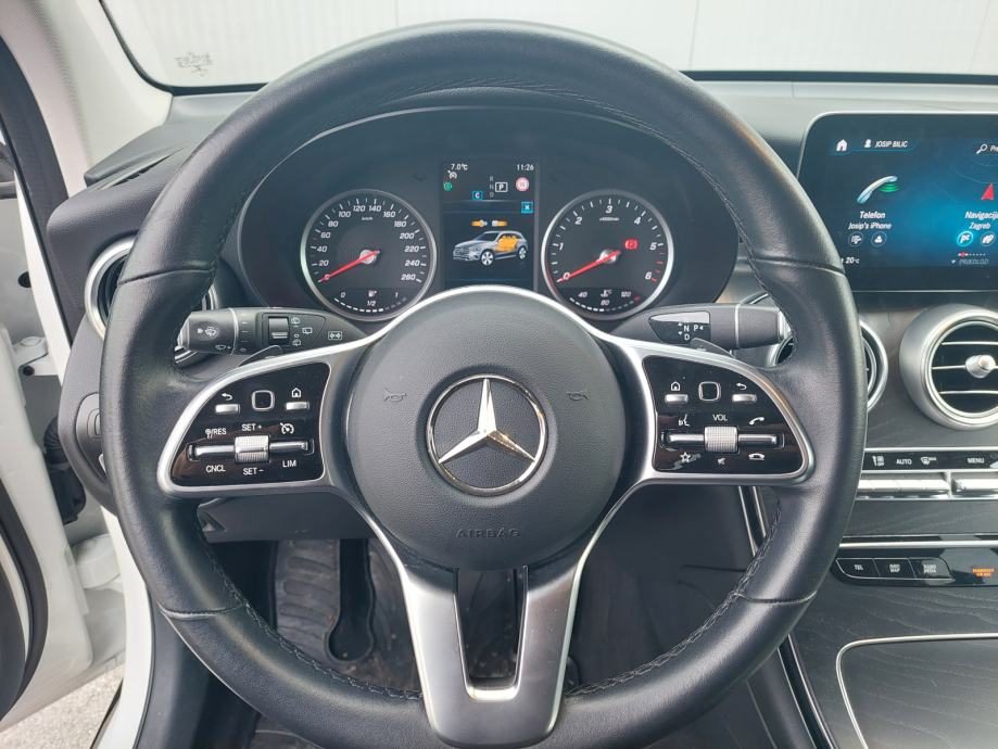 2021 Mercedes-Benz GLC — fotografija 10