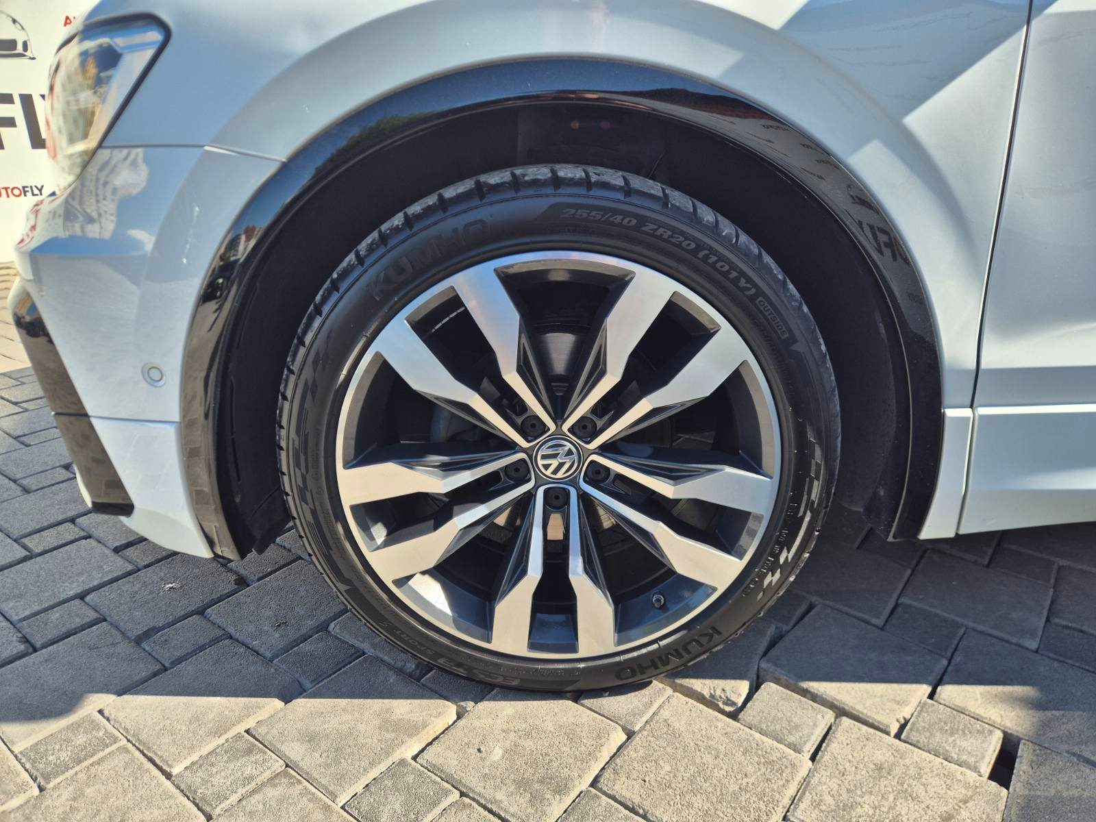 2018 Volkswagen Tiguan R-Line — fotografija 25