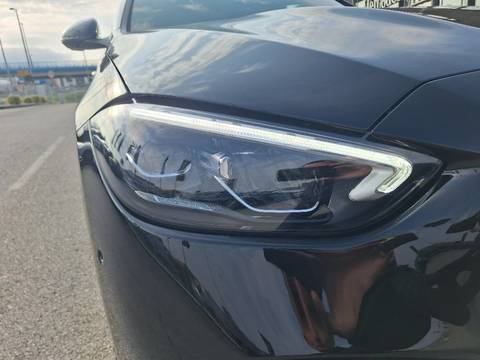 2025 Mercedes-Benz C-klasa — sličica 12