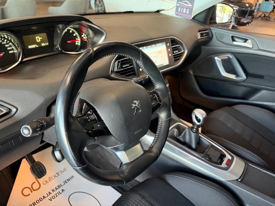 2017 Peugeot 308 — fotografija 13