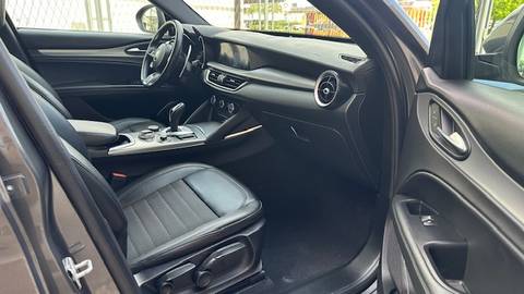 2022 Alfa Romeo Stelvio — sličica 17