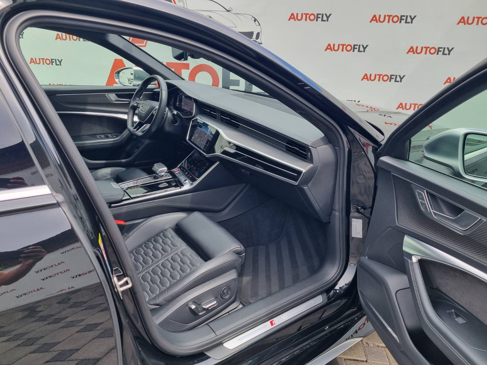 2020 Audi RS6 — fotografija 13