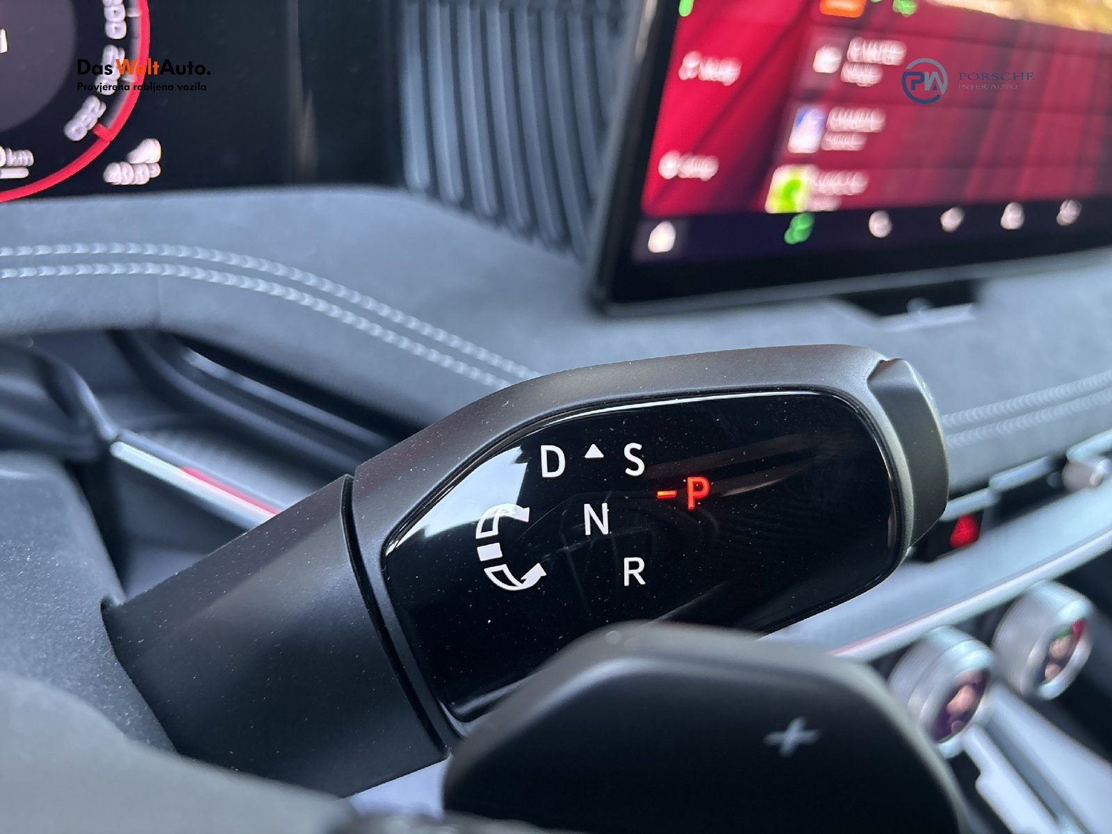 2026 Škoda Superb Combi Sportline — fotografija 23