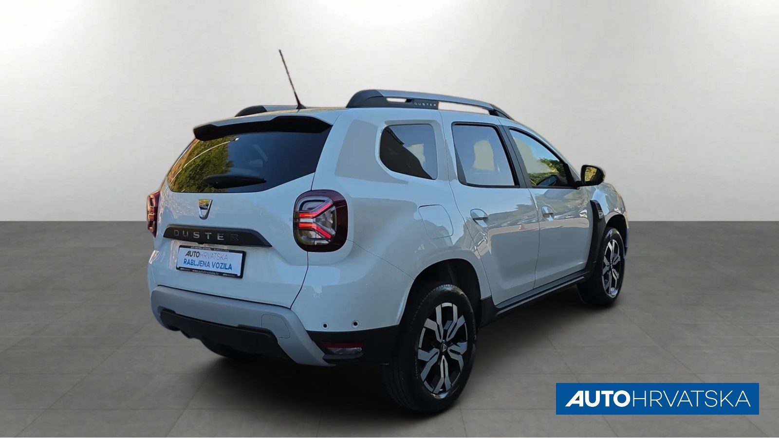 2022 Dacia Duster — fotografija 5